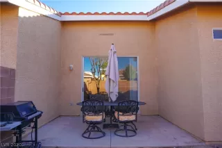 Photo #5: 2241102 Listing 