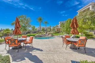 Photo #5: 2241138 Listing 