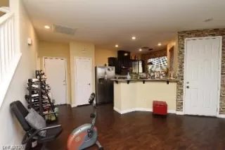 Photo #2: 2241163 Listing 