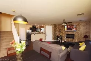 Photo #5: 2241163 Listing 