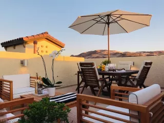 Photo #5: 2241168 Listing