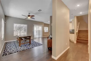 Photo #5: 2241172 Listing