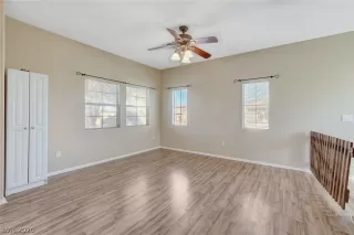 Photo #6: 2241180 Listing