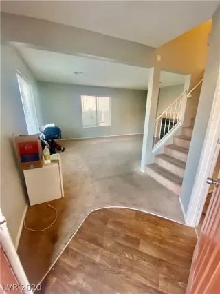 Photo #1: 2241228 Listing