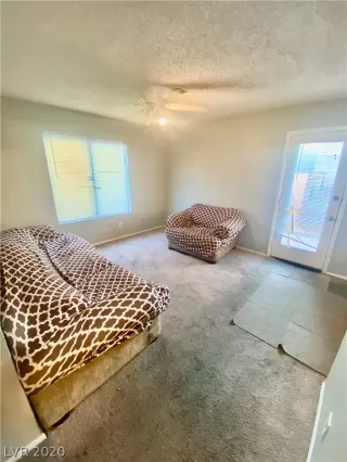 Photo #6: 2241228 Listing