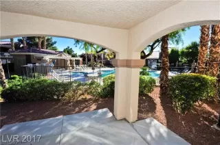 Photo #5: 2241237 Listing 