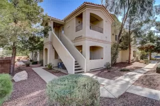 Photo #1: 2241308 Listing 