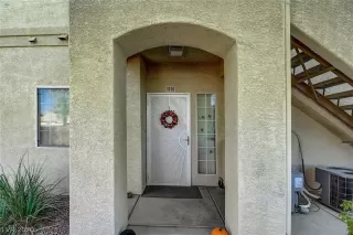 Photo #3: 2241308 Listing 