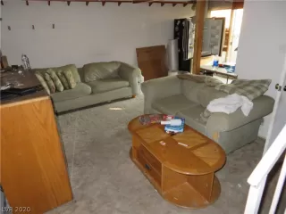 Photo #6: 2241341 Listing