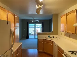 Photo #1: 2241354 Listing 