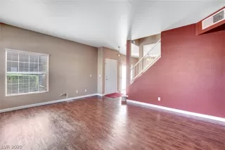 Photo #5: 2241411 Listing 