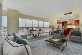 Photo #3: 2241419 Listing 