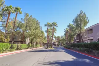 Photo #1: 2241423 Listing 