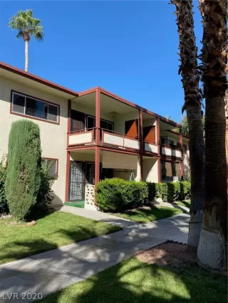 Photo #2: 2241487 Listing 