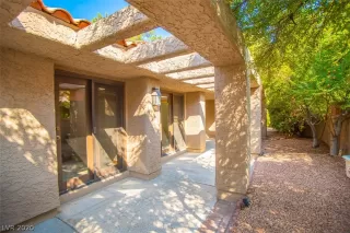 Photo #3: 2241514 Listing 