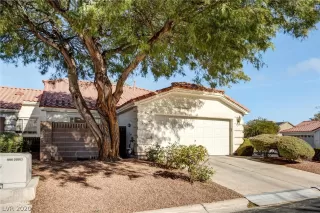 Photo #2: 2241592 Listing 
