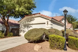 Photo #3: 2241592 Listing 
