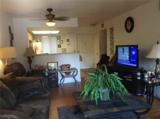 Photo #5: 2241675 Listing 