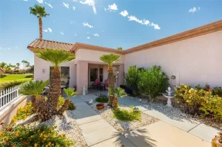 Photo #1: 2241676 Listing 