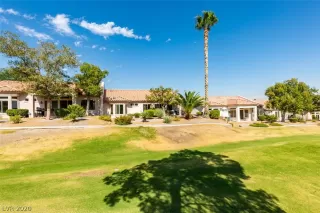 Photo #4: 2241676 Listing 