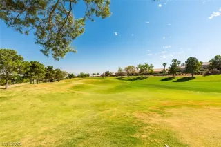 Photo #5: 2241676 Listing 