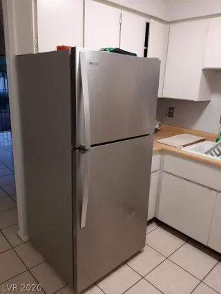 Photo #2: 2241698 Listing