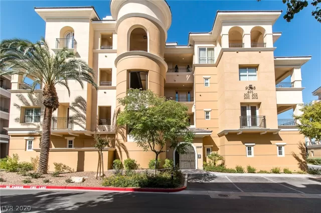 MLS: 2241717 Condo For Sale