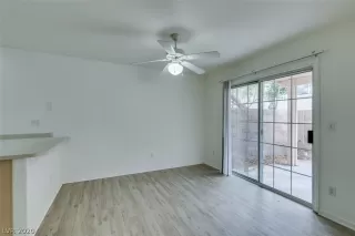 Photo #6: 2241719 Listing