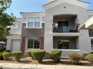 Photo #2: 2241720 Listing