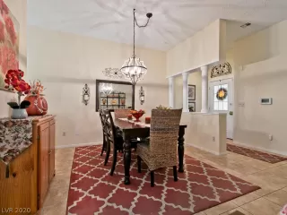 Photo #6: 2241745 Listing