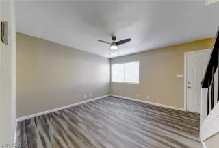 Photo #1: 2241746 Listing 