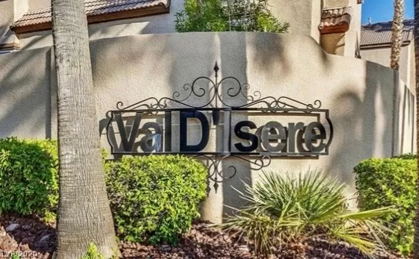 MLS: 2241762 Condo For Sale