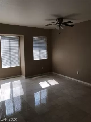 Photo #4: 2241762 Listing