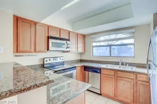 Photo #5: 2241763 Listing 