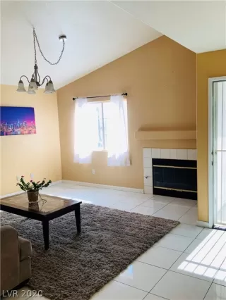 Photo #6: 2241771 Listing