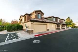 Photo #1: 2241772 Listing 