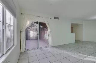 Photo #3: 2241772 Listing 