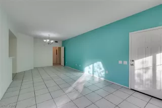 Photo #6: 2241772 Listing 