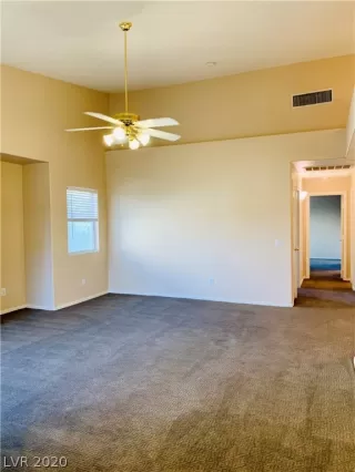 Photo #1: 2241809 Listing