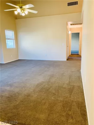 Photo #2: 2241809 Listing