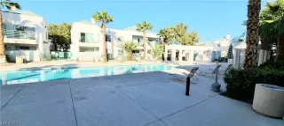 Photo #5: 2241811 Listing