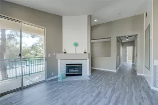 Photo #3: 2241878 Listing