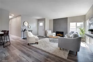 Photo #6: 2241903 Listing 