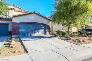 Photo #1: 2241924 Listing