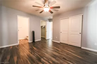 Photo #5: 2241924 Listing