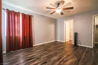 Photo #6: 2241924 Listing