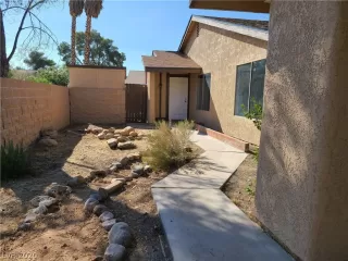 Photo #2: 2241947 Listing 