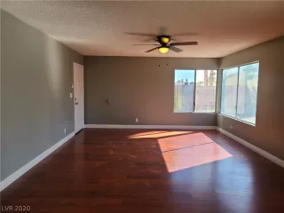 Photo #3: 2241947 Listing 