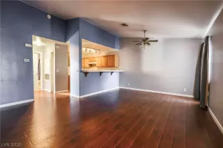 Photo #6: 2241948 Listing