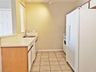 Photo #6: 2241955 Listing 